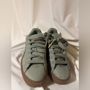 Puma X Fenty Creeper Phatty Nubuck ' Green Fog' 
Size 10